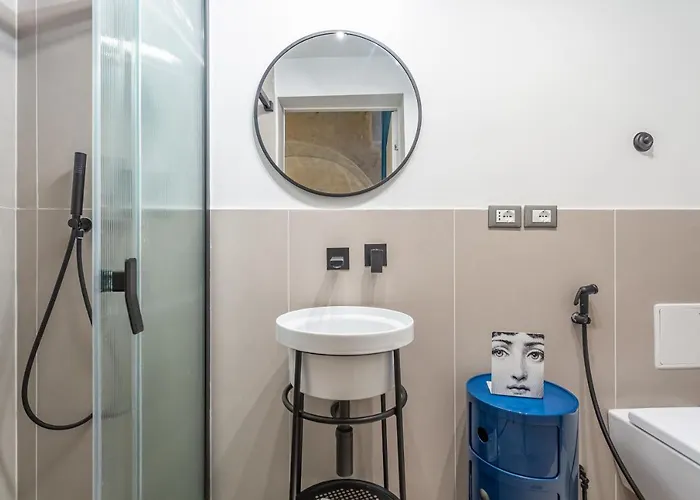 Apartamento Ruins_design Loft 150 Mt From Colosseum *